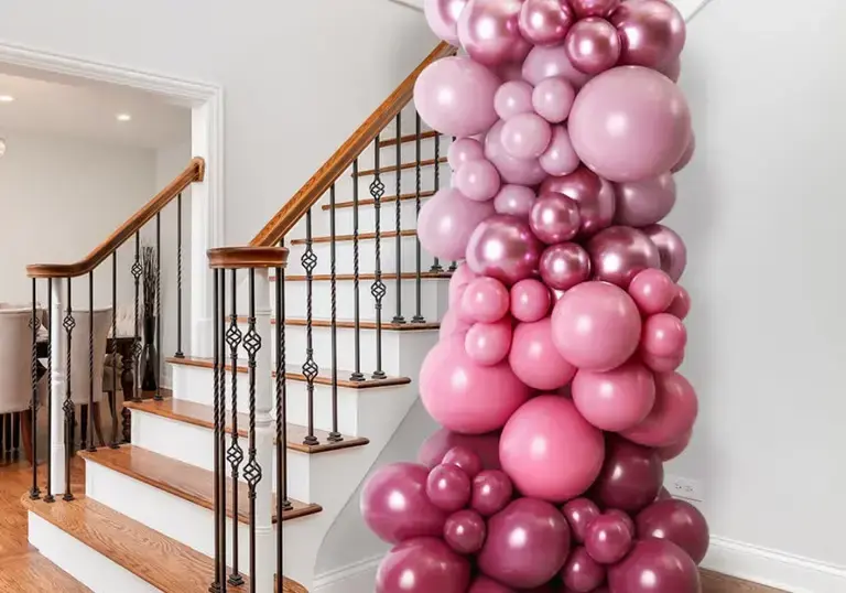 Standing Balloon Garland