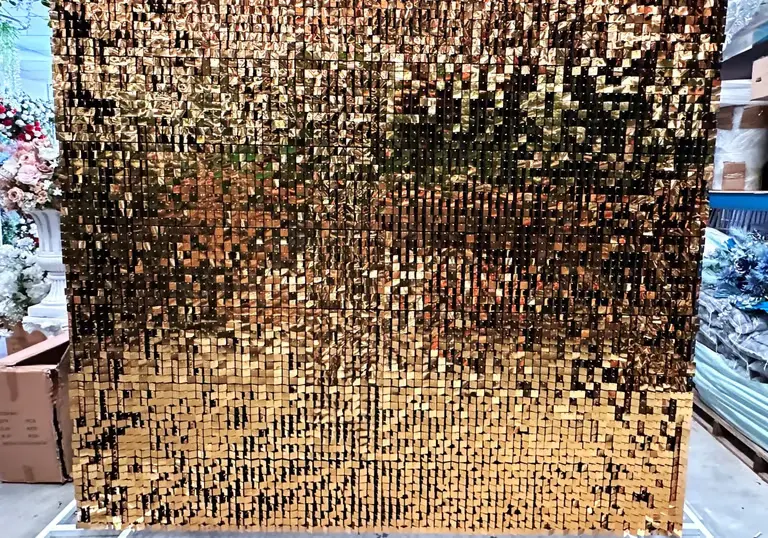gold-shimmer-wall-for-hire